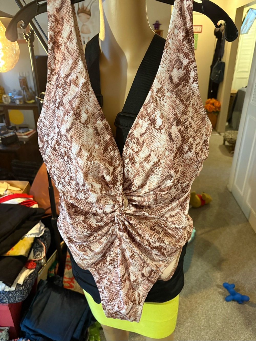 Victoria's Secret Muted Pink  Snake-Print Twist Front One-Piece Swimsuit XXL